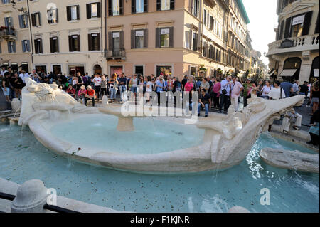 Barcaccia Brunnen, Piazza di Spagna, Rom, Italien Stockfoto