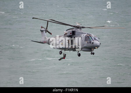 Königliche Marine Merlin HM1 Hubschrauber bei Bournemouth Airshow 2014 Stockfoto