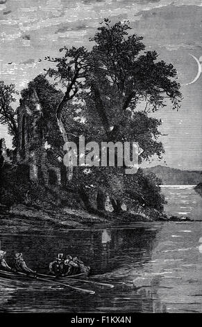 19th. Jahrhundert Ansicht einer Mondscheinfahrt auf einem Ruderboot in der Nähe von Innisfallen Island auf Lough Leane, Killarney Lakes, jetzt Teil des Killarney National Park, County Kerry, Irland Stockfoto