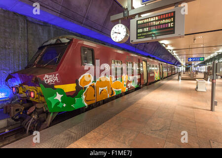 Graffiti-Zug in Antwerpen, Belgien Stockfoto