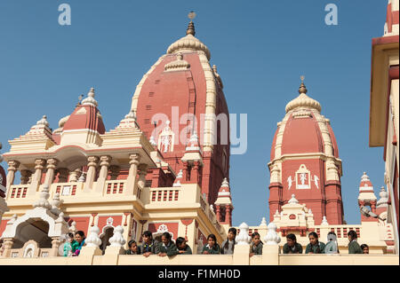 Delhi, Indien. Birla Mandir Hindu-Tempel zu Laxmi Narayan. Schülerinnen und Schüler. Stockfoto