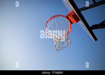 Berlin, Deutschland. 04. Sep, 2015. Ein Basketball-Korb ist in Berlin, Deutschland, 4. September 2015 gesehen. Die FIBA EuroBasket 2015 beginnt am 5. September 2015. Foto: Lukas Schulze/Dpa/Alamy Live News Stockfoto