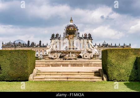 Die Atlas-Brunnen am Castle Howard, North Yorkshire Stockfoto