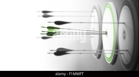 Drei Ziele mit Schwerpunkt einerseits in der Mitte und die Pfeile in der Mitte trifft. Konzept der Konkurrenzfähigkeit und Dienst- Stockfoto