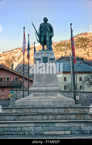 Kriegerdenkmal, Bourg-Saint-Maurice, Tal der Tarentaise, Rhône-Alpes, Frankreich Stockfoto