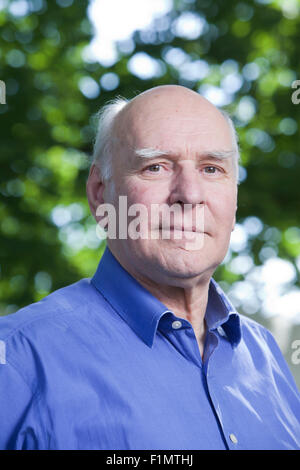 Sir John Philip Lister Lister-Kaye, ist 8. Baronet OBE, ein englischer Naturforscher, Naturschützer und Autor, an das Edinburgh International Book Festival 2015. Edinburgh, Schottland. 17. August 2015 Stockfoto