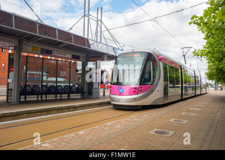 Die Wolverhampton Midland Metro Zug in Wolverhampton West Midlands UK Stockfoto
