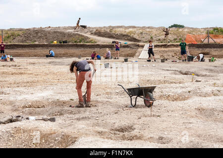 Römerstadt-Life-Projekt: eine archäologische Ausgrabungsstätte bei geht, Berkshire, England, GB, UK. Stockfoto