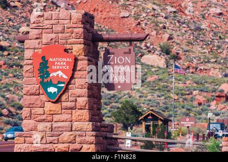Zion Ortseingangsschild. Zion Nationalpark, Utah, USA. Stockfoto