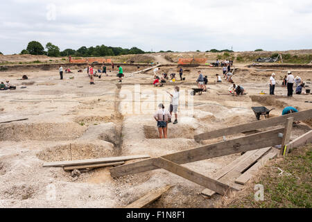 Römerstadt-Life-Projekt: eine archäologische Ausgrabungsstätte bei geht, Berkshire, England, GB, UK. Stockfoto