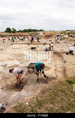 Römerstadt-Life-Projekt: eine archäologische Ausgrabungsstätte bei geht, Berkshire, England, GB, UK. Stockfoto