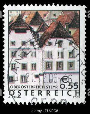 Briefmarke gedruckt in Österreich zeigt Bild von der Sankt Ulrich Bei Steyr, circa 2003. Stockfoto