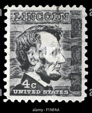 Stempel zeigt Bild Porträt von Abraham Lincoln, 16. Präsident der Vereinigten Staaten von Amerika, ca. 1965 Stockfoto