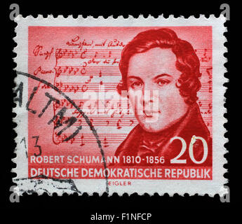 Briefmarke gedruckt in DDR zeigt Robert Schumann (1810-1856) (Musik von Schubert), Komponist, Hundertjahrfeier des Todes, ca. 1956 Stockfoto