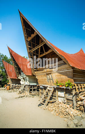 Batak Häuser auf der Insel Samosir, Lake Toba, Indonesien, Nord-Sumatra, Stockfoto