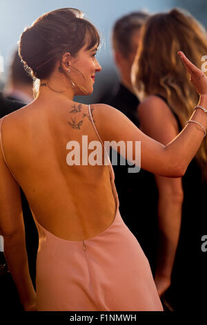 Schauspielerin Dakota Johnson besucht die Premiere der schwarzen Masse während des 72. Venedig Film-Festival im Palazzo del Cinema in Venedig, am 4. September 2015. Foto: Hubert Boesl - kein Draht-Dienst- Stockfoto