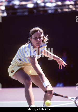 Chris Evert in Aktion bei den Clairol Krone-Tennis-Turnier in La Costa Resort in Carlsbad, Kalifornien im April 1981. Stockfoto