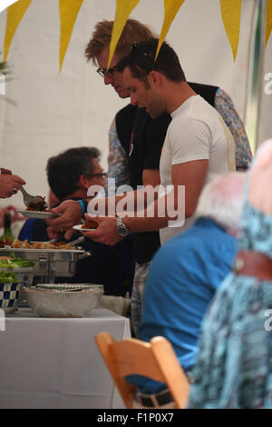 Harry Judd besucht 200-jährigen Geburtstag von Schinken und Petersham Cricket Club auf Schinken mit gemeinsamen: Harry Judd Where: London, Vereinigtes Königreich bei: 5. Juli 2015 Stockfoto