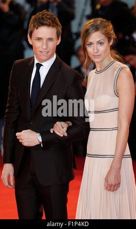 Venedig, Italien. 5. Sep, 2015. Schauspieler Eddie Redmayne und Hannah Bagshawe besuchen eine Premiere für "The Danish Girl" während des 72. Venedig Film-Festival auf der Insel Lido in Venedig, Italien, 5. September 2015. Bildnachweis: Ye Pingfan/Xinhua/Alamy Live-Nachrichten Stockfoto