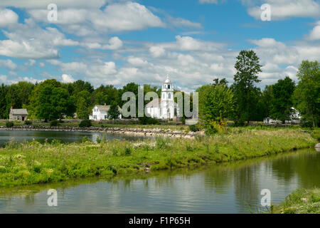 Ein Blick auf die Christuskirche am Upper Canada Village, Ontario, Kanada. Stockfoto