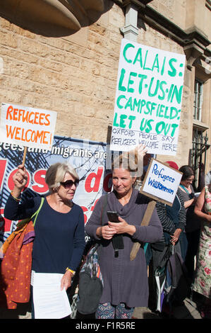 Oxford, Oxfordshire, Vereinigtes Königreich. 6. September 2015, Hunderte zukunftsorientierter Flüchtling Protest in Oxford. Bildnachweis: Stanislav Halcin/Alamy Live-Nachrichten Stockfoto