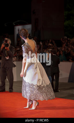Venedig, Italien. 05. Sep, 2015. Schauspielerin Kristen Stewart bei der Gala screening für den Film gleich auf dem 72. Venedig Film-Festival, Samstag, 5. September 2015, Venedig Lido. Bildnachweis: Doreen Kennedy/Alamy Live-Nachrichten Stockfoto