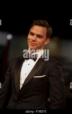 Venedig, Italien. 05. Sep, 2015. Schauspieler Nicholas Hoult auf der Gala screening für den Film gleich auf dem 72. Venedig Film-Festival, Samstag, 5. September 2015, Venedig Lido. Bildnachweis: Doreen Kennedy/Alamy Live-Nachrichten Stockfoto