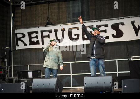 Stockholm, Schweden, 6. September 2015. Flüchtlinge willkommen - schwedische Solidarität Manifestation. Rap-Künstler Ison Och Fille. Bildnachweis: Barbro Bergfeldt/Alamy Live-Nachrichten Stockfoto