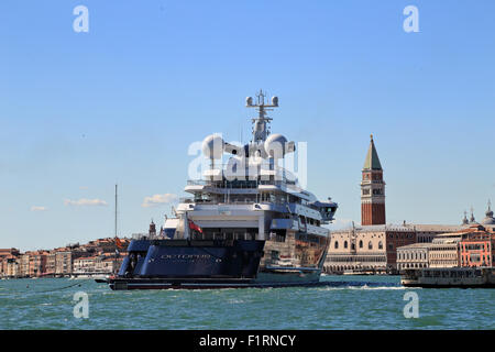 Paul Allen Yacht Octopus, IMO 1007213, Venedig Stockfoto