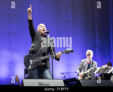 Ewhurst, Surrey, England, UK.  5. September 2015.  Midge Ure erscheint im Rock ' n ' PS-Veranstaltung statt, an der Hurtwood Park Polo Club, Ewhurst, Surrey, UK.  Die Veranstaltung wurde zur Unterstützung der Prostate Cancer UK. Stockfoto