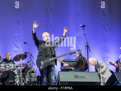 Ewhurst, Surrey, England, UK.  5. September 2015.  Midge Ure erscheint im Rock ' n ' PS-Veranstaltung statt, an der Hurtwood Park Polo Club, Ewhurst, Surrey, UK.  Die Veranstaltung wurde zur Unterstützung der Prostate Cancer UK. Stockfoto