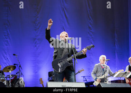 Ewhurst, Surrey, England, UK.  5. September 2015.  Midge Ure erscheint im Rock ' n ' PS-Veranstaltung statt, an der Hurtwood Park Polo Club, Ewhurst, Surrey, UK.  Die Veranstaltung wurde zur Unterstützung der Prostate Cancer UK. Stockfoto