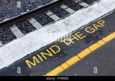 Dagegen Sie die Lücke Zeichen Stockfoto