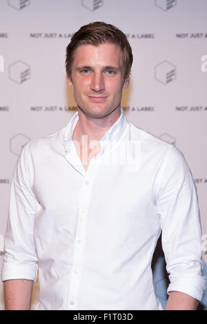 Eröffnung des Zalando Fashion House kuratiert von nicht nur ein Label bei Mercedes-Benz Fashion Week Frühjahr/Sommer 2016 Featuring: David Schneider Where: Berlin, Deutschland: 6. Juli 2015 Stockfoto