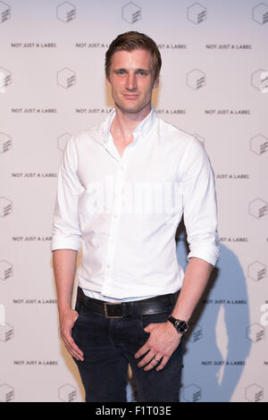 Eröffnung des Zalando Fashion House kuratiert von nicht nur ein Label bei Mercedes-Benz Fashion Week Frühjahr/Sommer 2016 Featuring: David Schneider Where: Berlin, Deutschland: 6. Juli 2015 Stockfoto