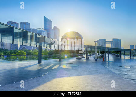 Neue Wolkenkratzer in eine HDR-Aufnahme in Jianggan, aufstrebenden Geschäftsviertel von Hangzhou, Zhejiang, China, Asien Stockfoto