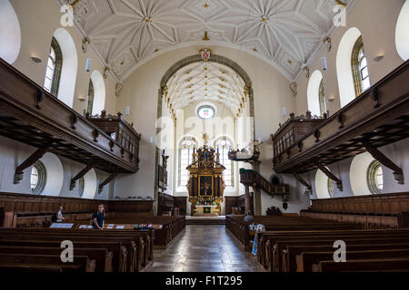 Innenraum der Kirche der Dreifaltigkeitskirche, Regensburg, UNESCO World Heritage Site, Bayern, Deutschland, Europa Stockfoto