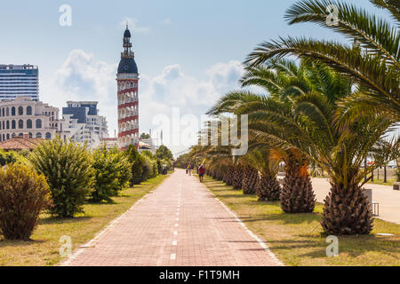 Strandpromenade in Batumi, Georgien. Stockfoto