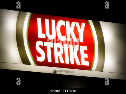 Markenname: "Lucky Strike", November 2013, Berlin. Stockfoto