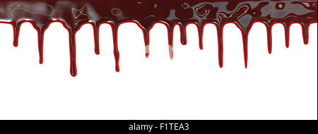 Blut tropfte auf weißem Hintergrund Stockfoto