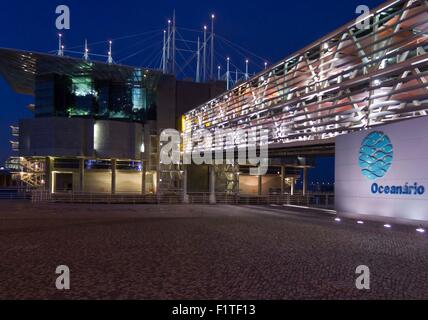 Lissabon, PORTUGAL - 24. Oktober 2014: Lissabon Aquarium Gebäude in der Nacht, Lissabon Stockfoto