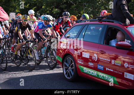 Clitheroe, Lancashire, UK. 7. September 2015. Stufe 2 Aviva Tour durch Großbritannien Radrennen zu Beginn der Phase 2. Stockfoto