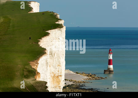 Berühmten weißen Klippen entlang der Küste von Sussex am Beachy Head. South Downs treffen den Ärmelkanal Stockfoto