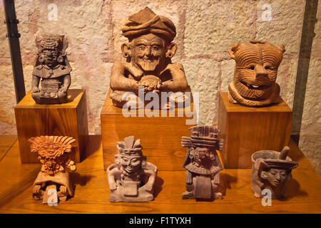 ZAPOTEKEN Zahlen aus Gräbern in der kulturellen MUSEUM von OAXACA oder Museo de Las Culturas de Oaxaca - Mexiko Stockfoto