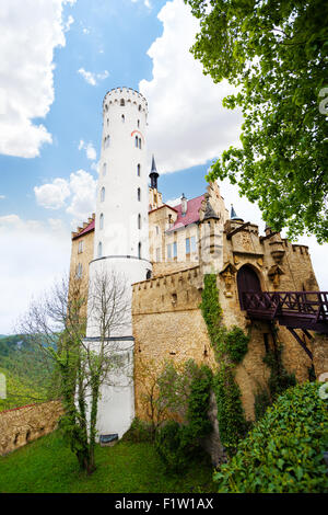Turm und Mauern des Schlosses Lichtenstein Stockfoto