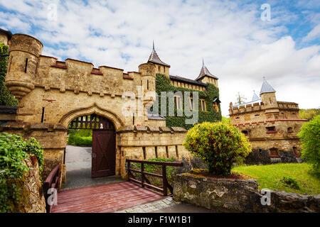 Schloss Lichtenstein Tore in Burg, Deutschland Stockfoto