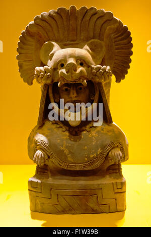 Skulptur der ZAPOTEKEN Könige gefunden in einem Grab in MONTE ALBAN, die zurückreicht bis 500 v. Chr. - OAXACA, Mexiko Stockfoto