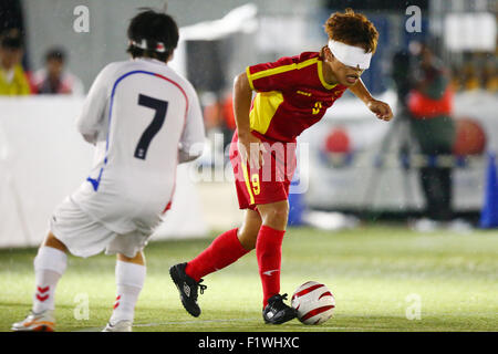 Yoyogi-Nationalstadion Futsal Gericht, Tokio, Japan. 3. Sep 2015. Zhoubin Wang (CHN), 3. September 2015 - 5-a-Side Fußball: IBSA Blind Fußball-Asienmeisterschaft 2015 match zwischen Korea - Iran am nationalen Yoyogi Stadium Futsal Gericht, Tokio, Japan. © Shingo Ito/AFLO SPORT/Alamy Live-Nachrichten Stockfoto