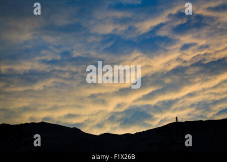 Fotograf Silhouette bei Sonnenuntergang. Vatnajökull-Nationalpark. Island. Stockfoto