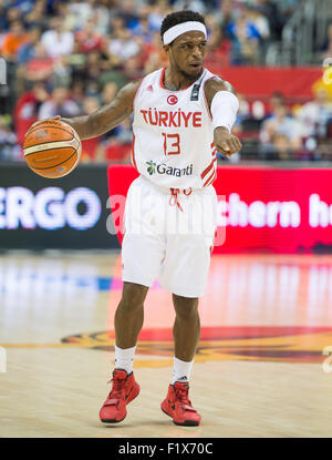 Berlin, Deutschland. 6. Sep, 2015. Türkeis Ali Muhammed in Aktion während der Europameisterschaft Basketball match zwischen Spanien und der Türkei bei der Mercedes-Benz-Arena in Berlin, Deutschland, 6. September 2015. Foto: Lukas Schulze/Dpa/Alamy Live News Stockfoto